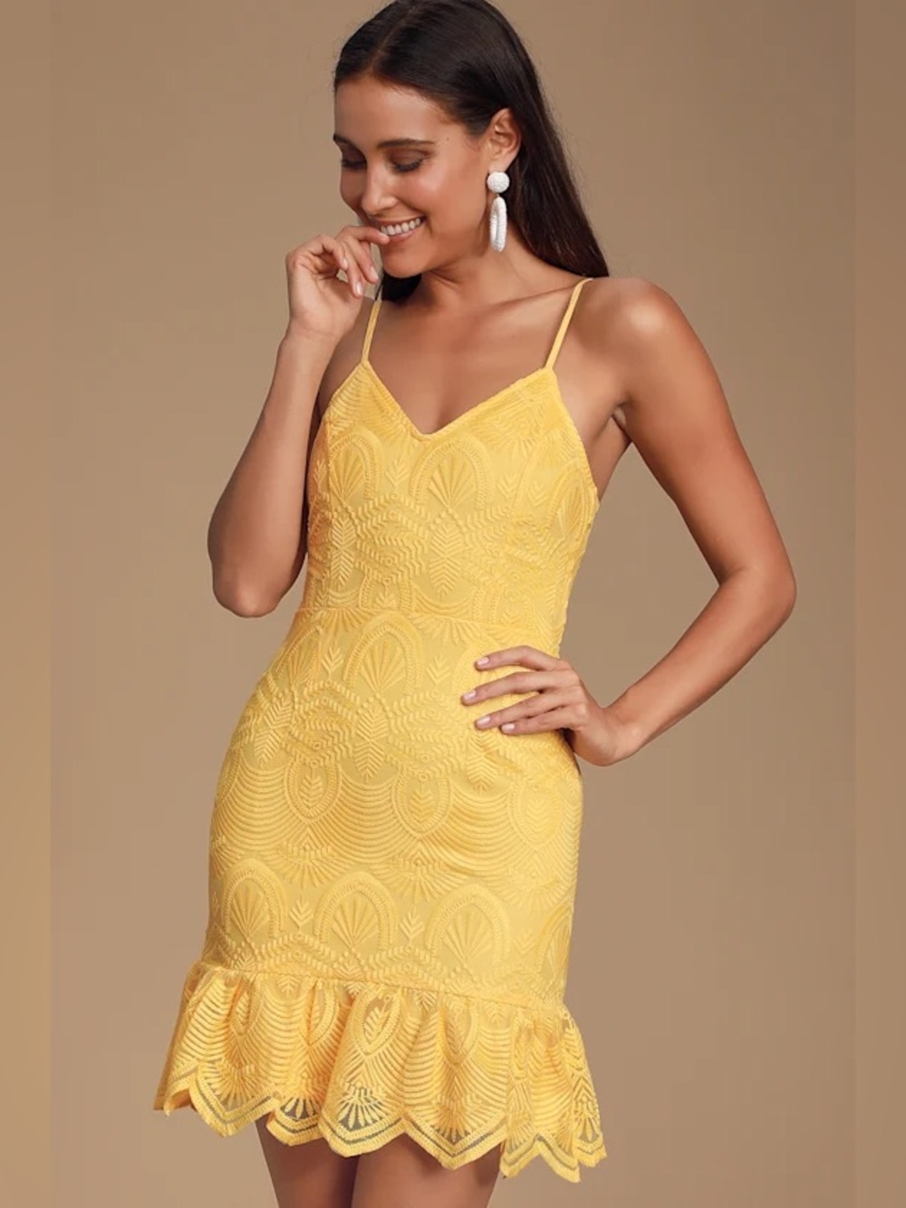 Lulus sexy Shura Yellow Embroidered Sleeveless Dress - Medium Like New Boho Chic